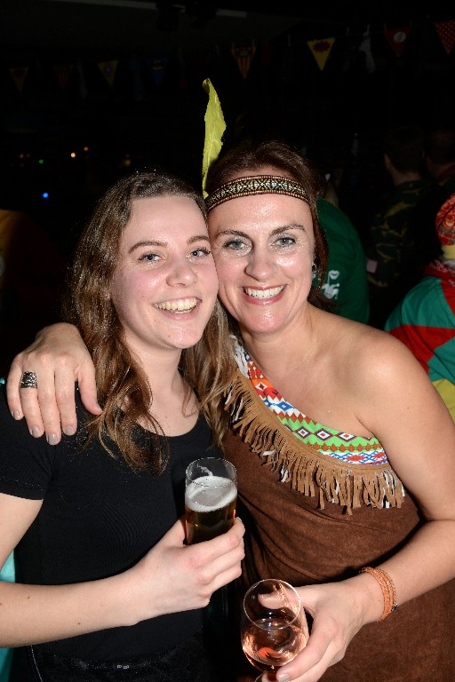 ../Images/Held op sokken feest 075.jpg